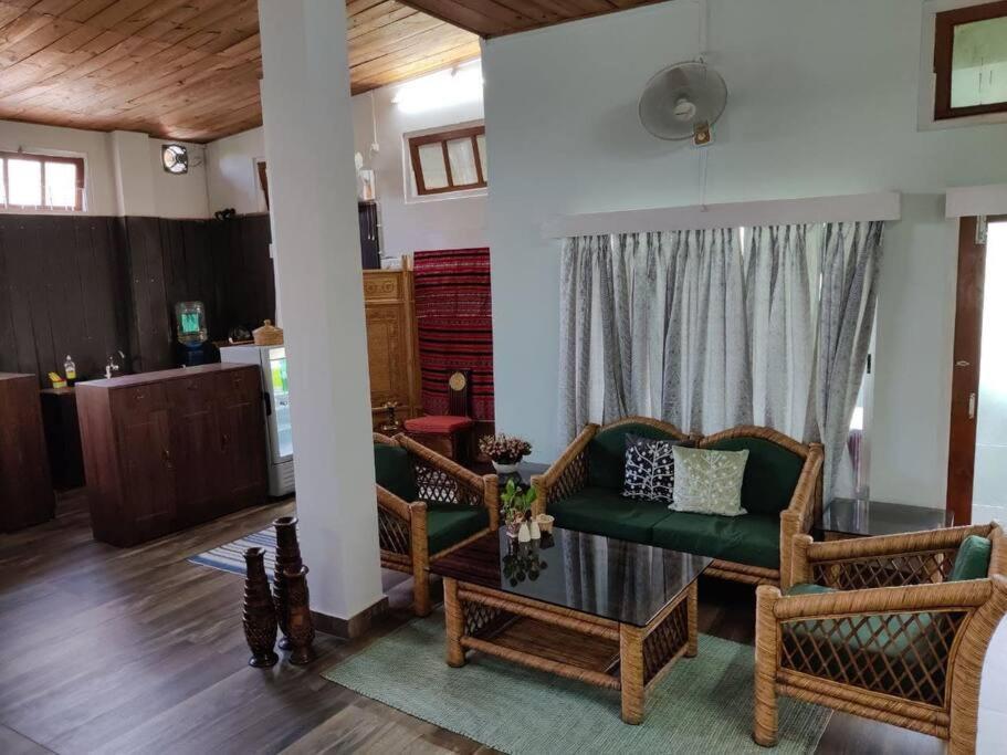 The Nook Rooftop Condo And Garden กูวาฮาติ ภายนอก รูปภาพ